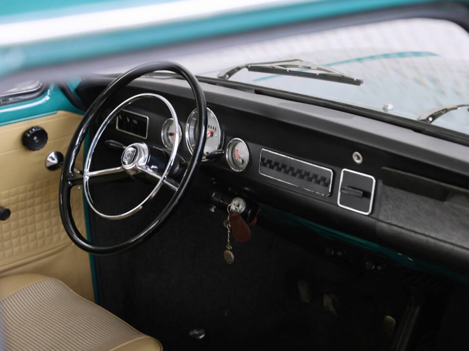 Bild 27/38 von NSU Prinz 4 L (1971)