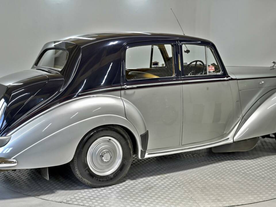 Bild 10/50 von Bentley R-Type Park Ward (1953)