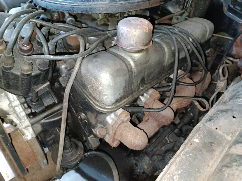 Image 16/18 of Buick Special V6 (1961)
