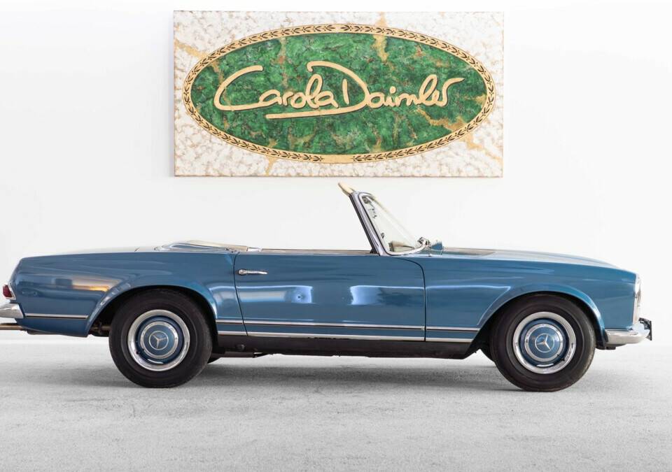 Image 8/33 of Mercedes-Benz 230 SL (1966)