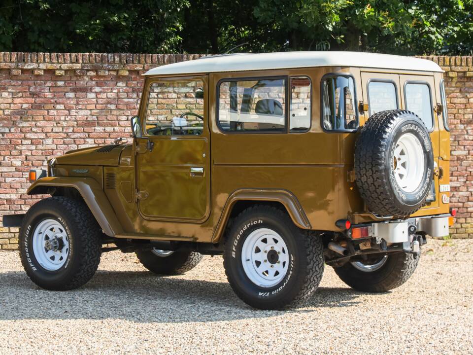Image 26/50 de Toyota Land Cruiser BJ 40 (1979)