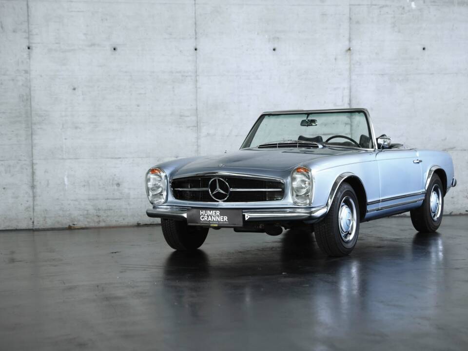 Immagine 6/40 di Mercedes-Benz 230 SL (1966)