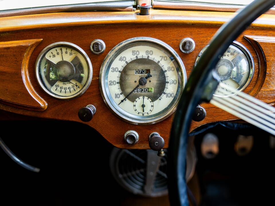 Image 18/47 of Riley 1.5 Litre RMA (1949)