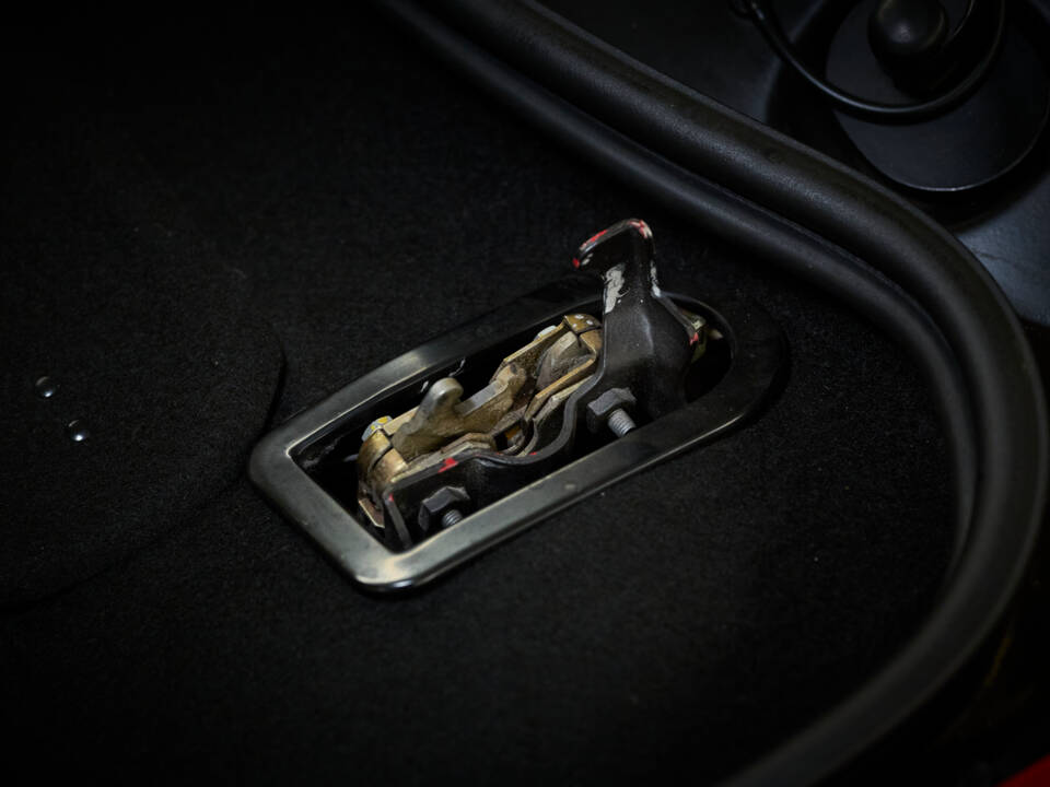Image 67/99 of Ferrari F 355 Berlinetta (1997)