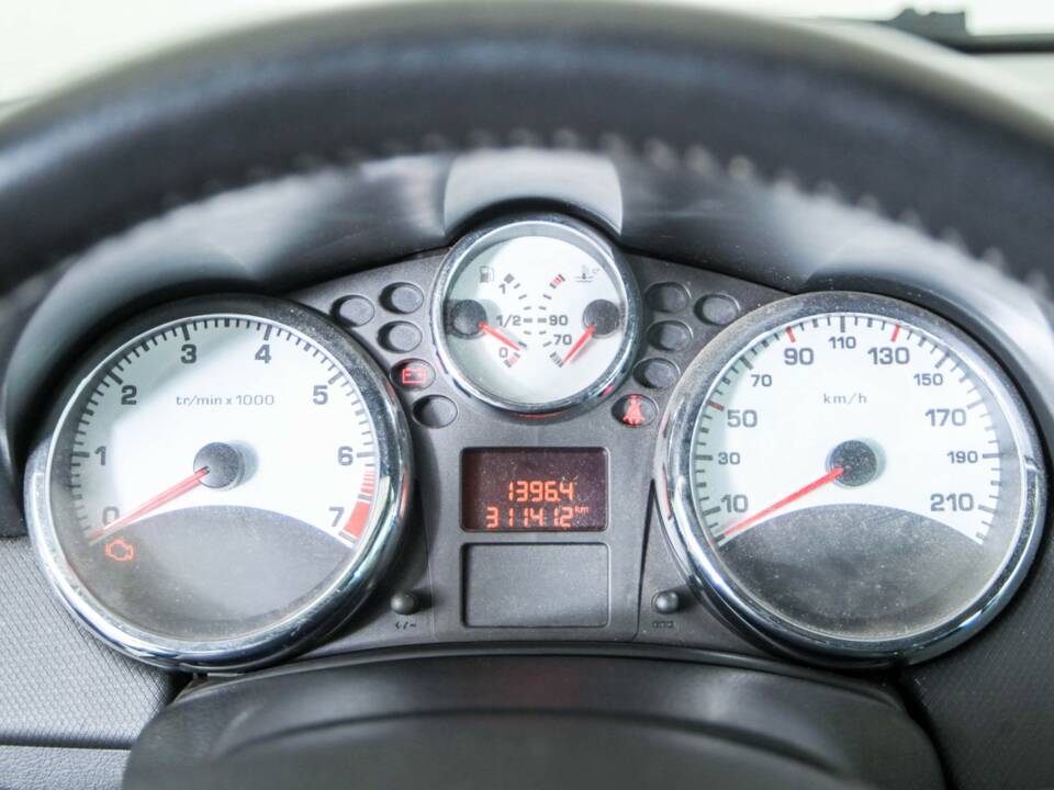 Bild 17/23 von Peugeot 207 1.6 VTi SW (2010)