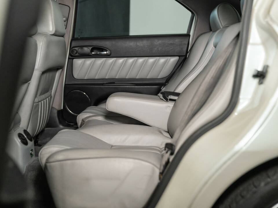 Bild 21/47 von Alfa Romeo 166 3.0 V6 24V (1999)