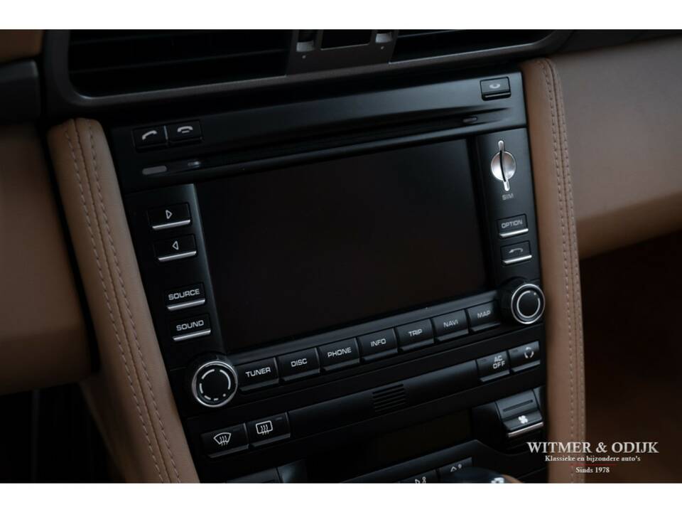 Image 11/26 of Porsche 911 Carrera (2010)