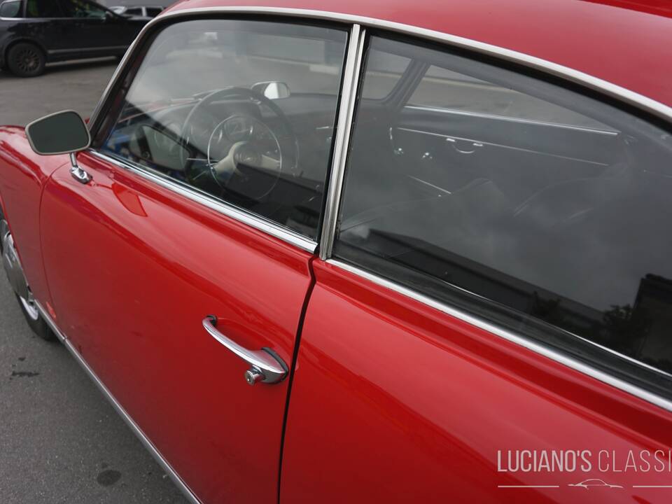 Imagen 21/68 de Alfa Romeo Giulietta Sprint 1300 (1965)