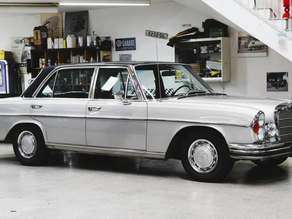 Imagen 4/38 de Mercedes-Benz 300 SEL 3.5 (1970)