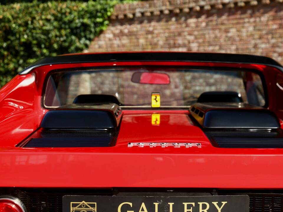 Image 39/50 de Ferrari 365 GT4 BB (1974)