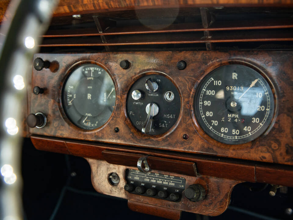 Image 13/38 of Rolls-Royce Silver Dawn (1954)