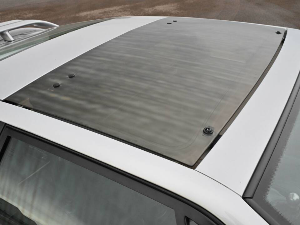 Image 18/50 of Lotus Esprit SE (1990)