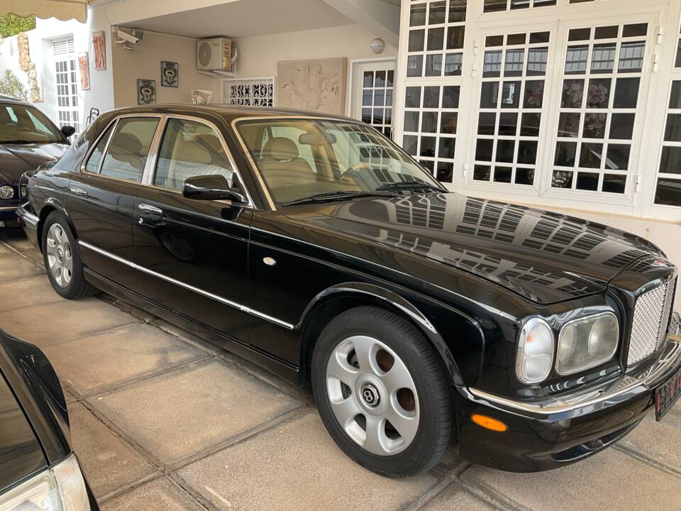 Bild 9/31 von Bentley Arnage Red Label (2000)