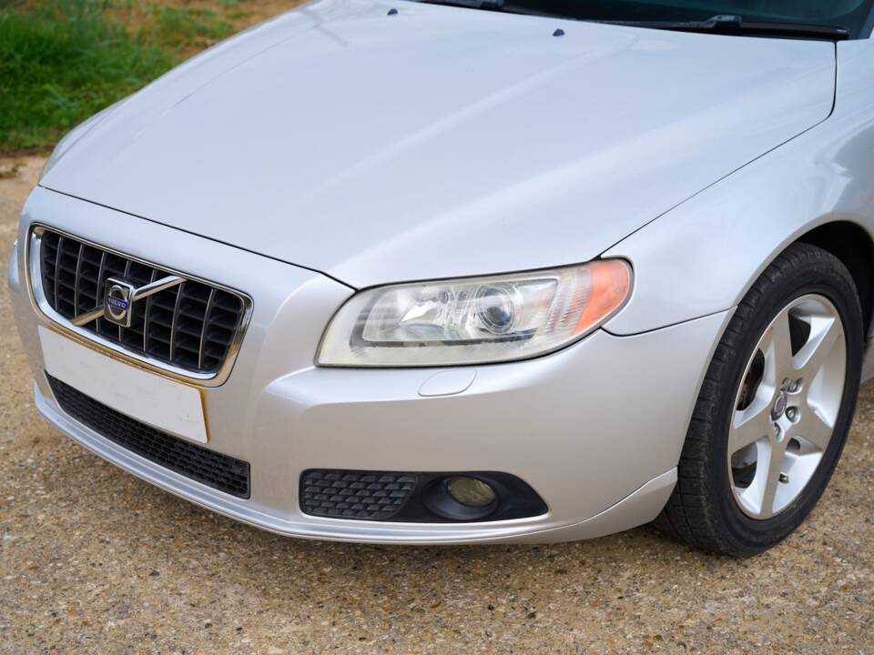 Imagen 33/50 de Volvo V70 AWD (2009)
