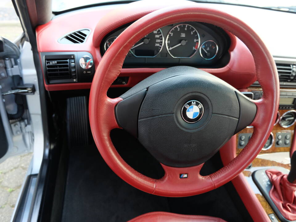 Image 12/60 of BMW Z3 Coupé 3.0 (2001)