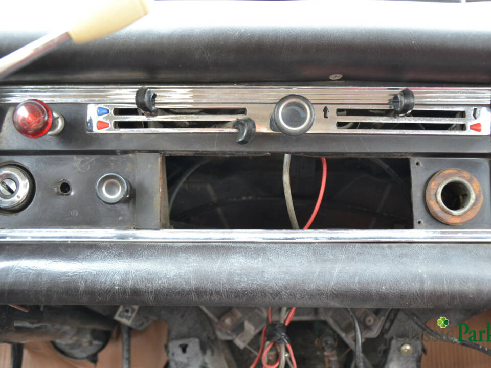 Bild 32/47 von Mercedes-Benz 190 Db (1963)