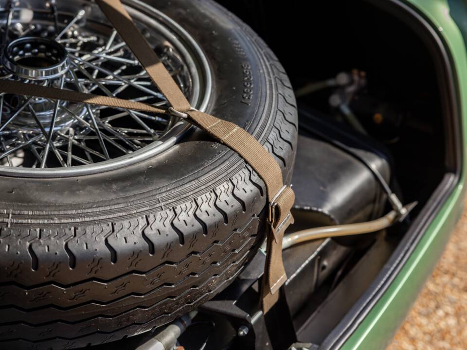 Image 40/62 of Aston Martin DB 4 GT (1960)