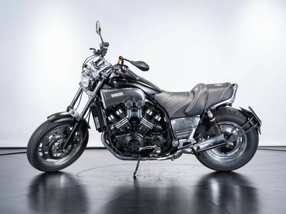 Image 1/50 of Yamaha V-Max 1200 (1991)