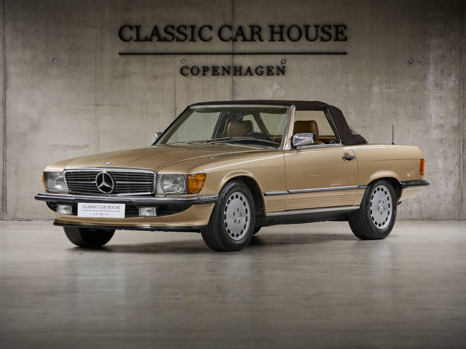 Image 10/99 of Mercedes-Benz 300 SL (1987)