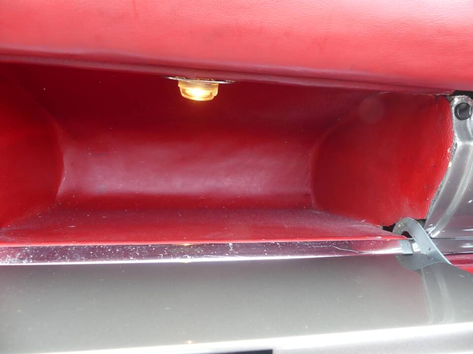 Image 22/28 of Mercedes-Benz 300 SL Roadster (1958)