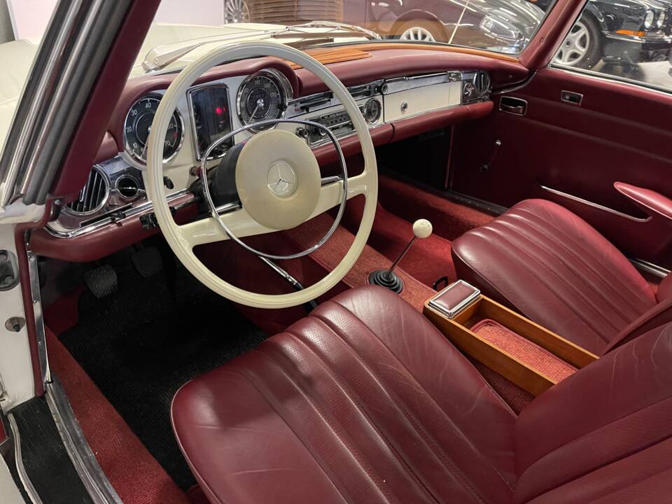 Bild 13/19 von Mercedes-Benz 280 SL (1968)