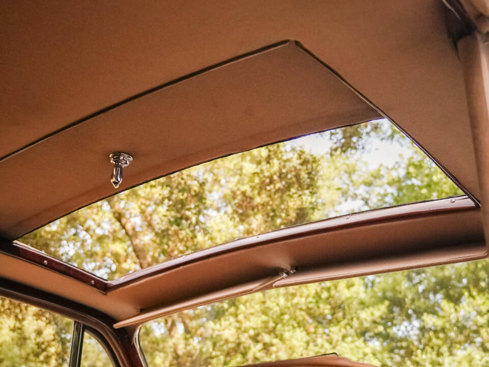 Immagine 14/22 di Jaguar Mk V  3.5 Litre (1949)
