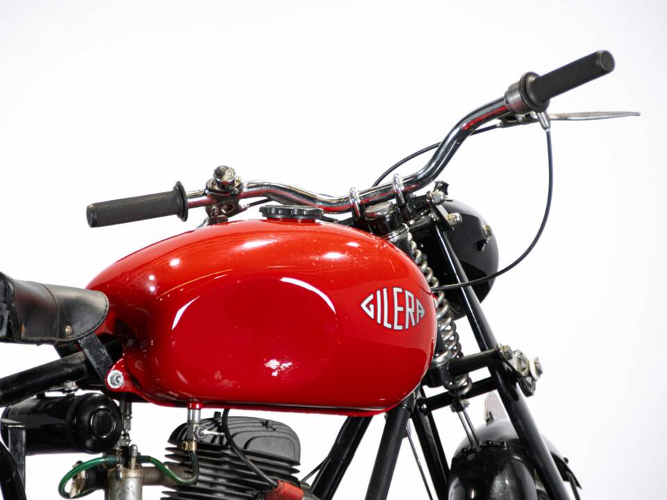 Bild 10/50 von Gilera 150 Sport (1951)