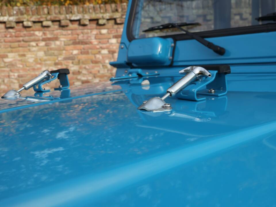 Bild 42/50 von Toyota Land Cruiser BJ 45 (1982)