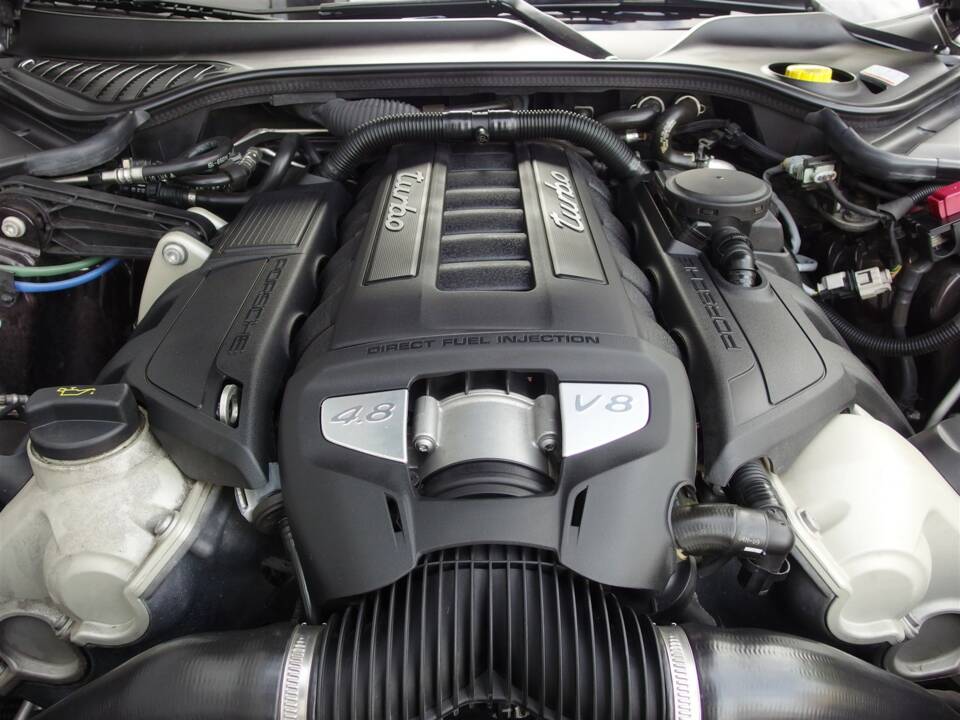 Bild 79/98 von Porsche Panamera Turbo (2009)