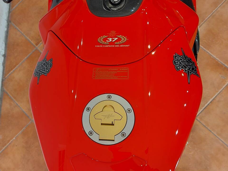 Immagine 18/50 di MV Agusta DUMMY (2004)