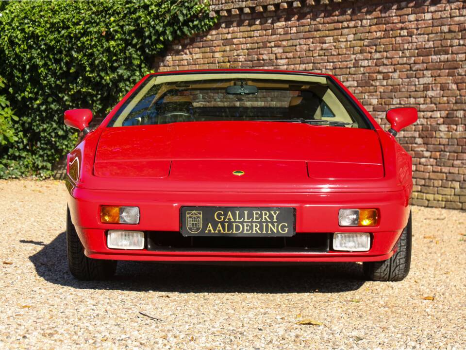 Image 30/50 of Lotus Esprit SE (1992)