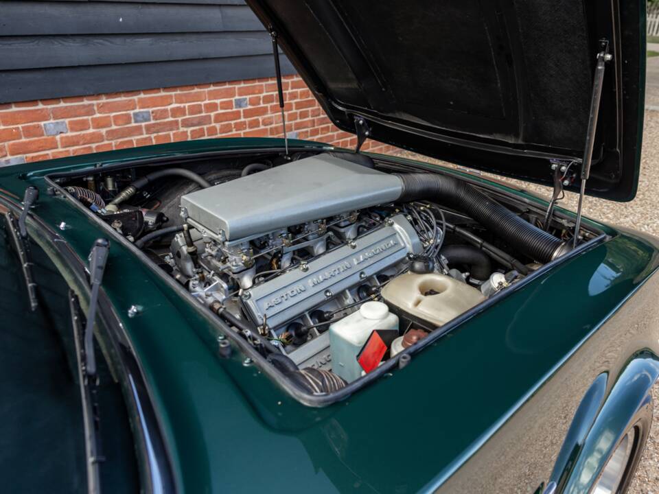 Bild 38/70 von Aston Martin V8 Vantage Volante X-Pack (1989)