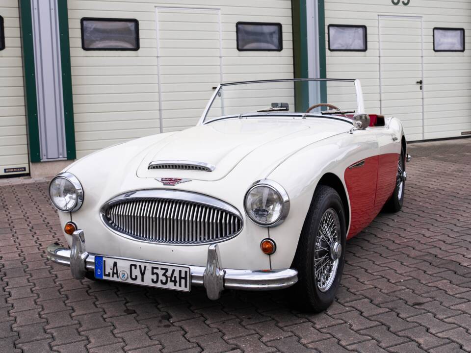 Image 24/72 de Austin-Healey 3000 Mk II (BJ7) (1962)