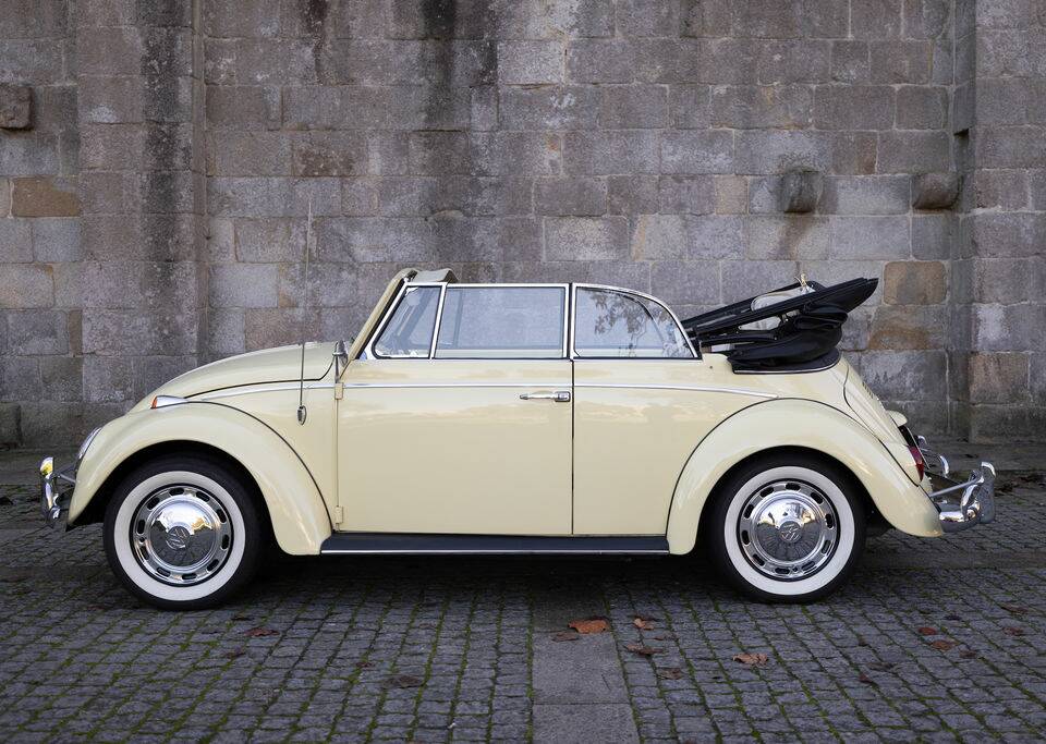Image 4/8 de Volkswagen Coccinelle 1300 (1966)
