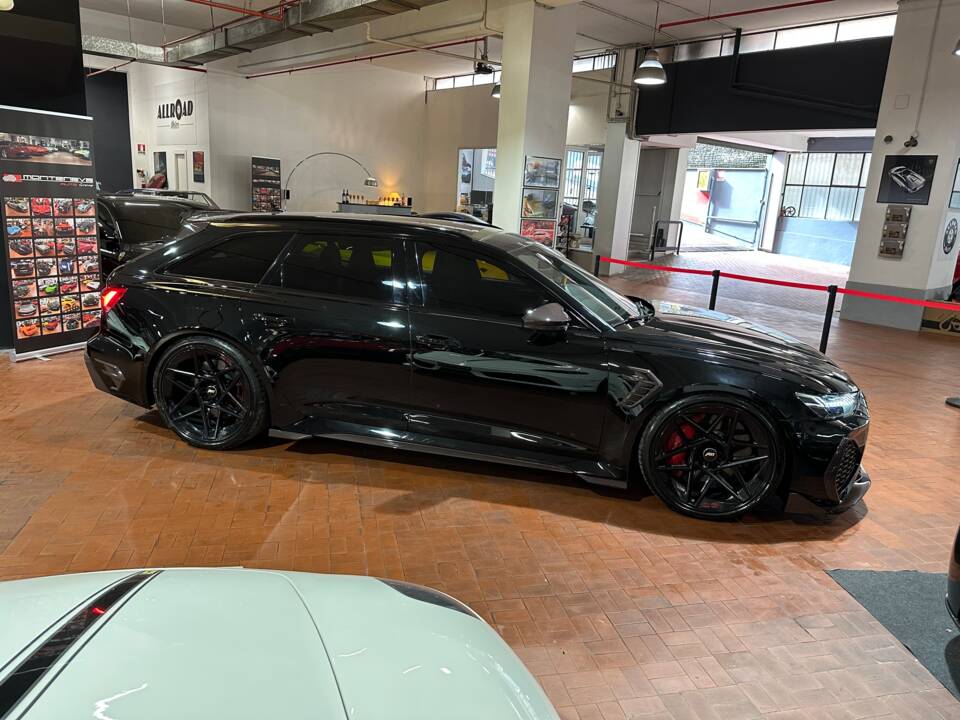 Bild 8/19 von Audi RS6 Avant (2022)