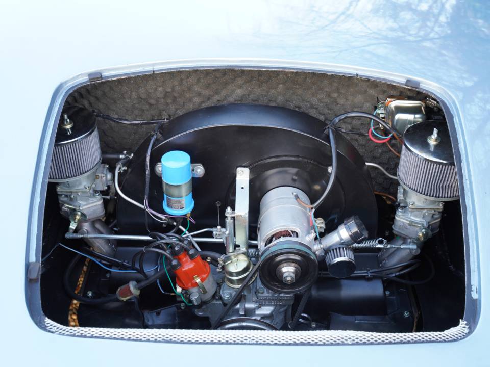 Bild 4/50 von Volkswagen Karmann Ghia 1600 (1965)