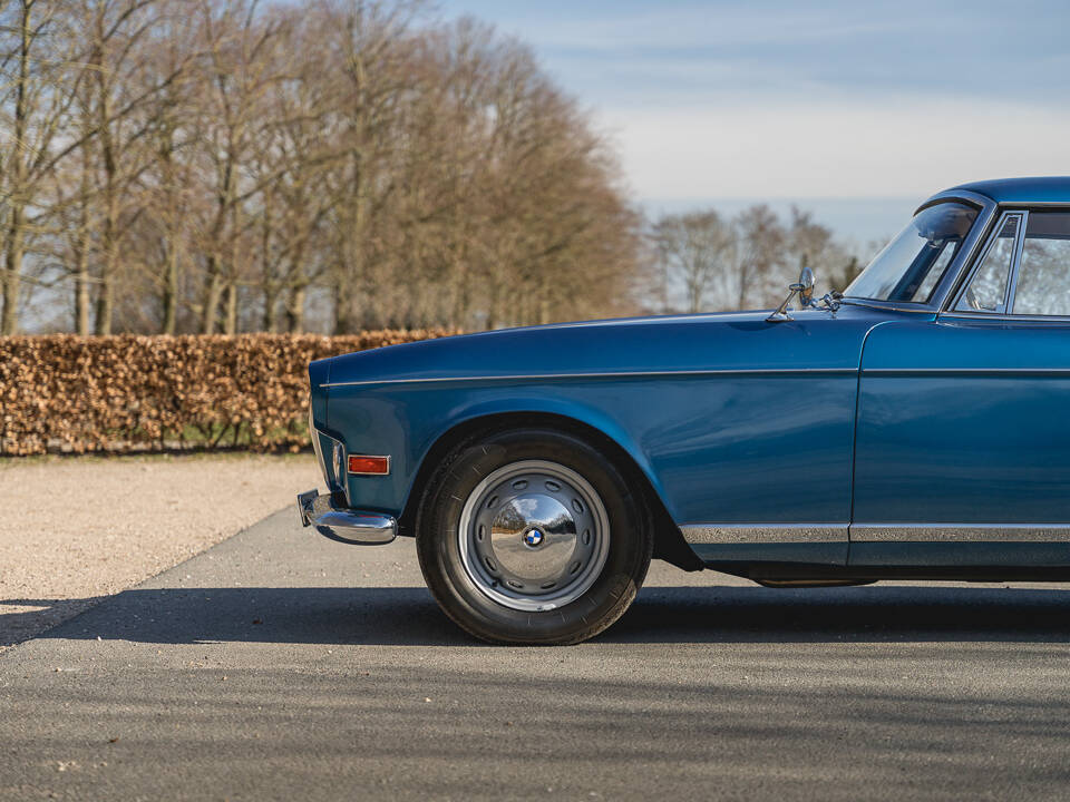 Image 38/45 de BMW 503 (1958)