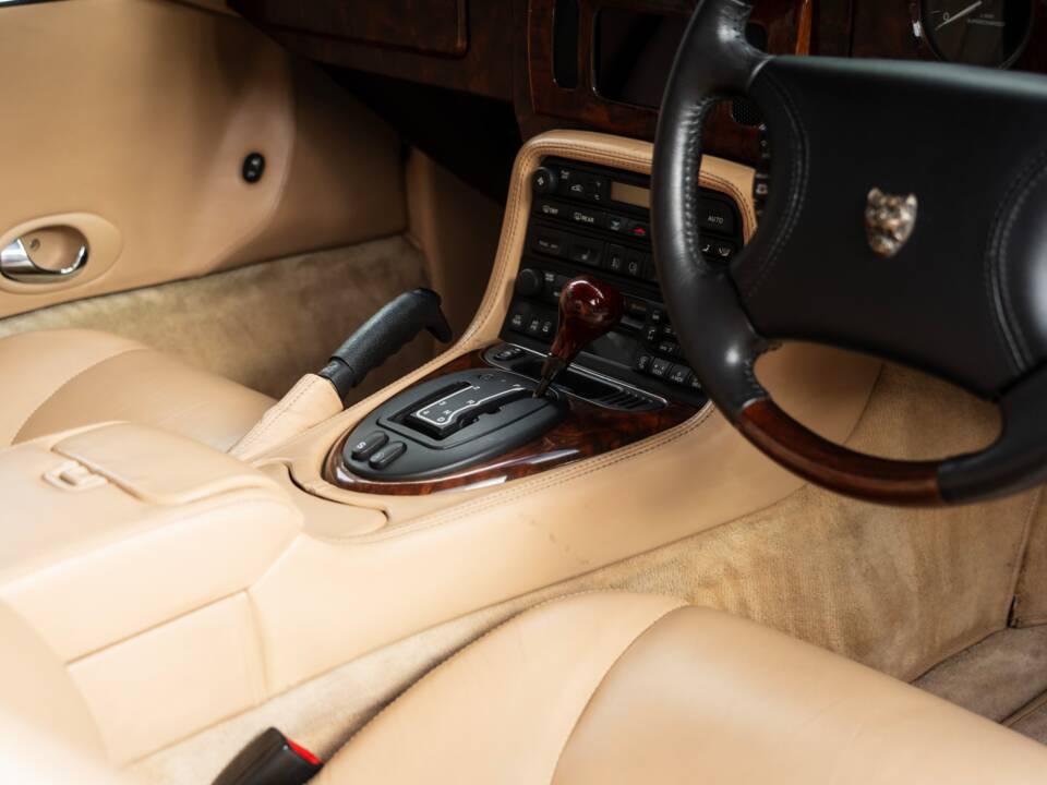 Bild 46/58 von Jaguar E-Type V12 (1974)