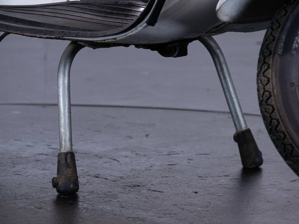 Image 22/50 of Piaggio DUMMY (1972)