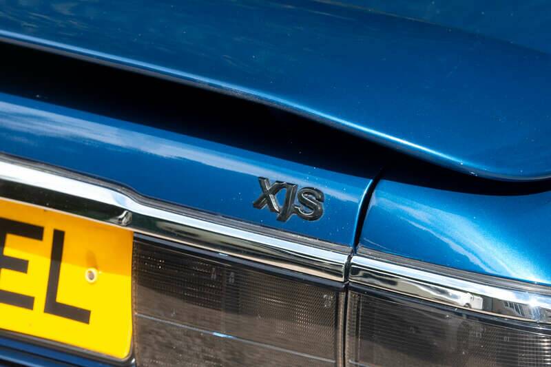 Image 22/50 of Jaguar XJS 4.0 Celebration (1994)
