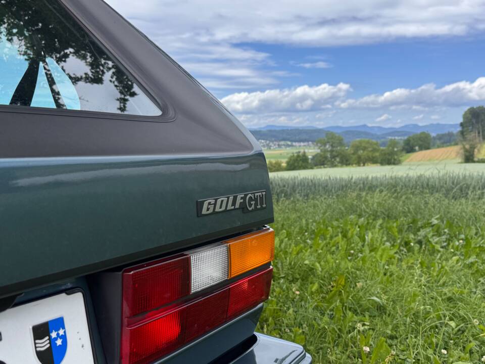 Afbeelding 8/18 van Volkswagen Golf Mk I GTI Pirelli 1.8 (1983)