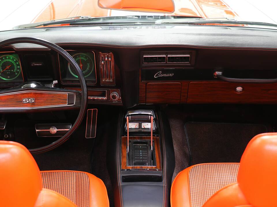 Image 9/13 of Chevrolet Camaro SS-350 (1969)