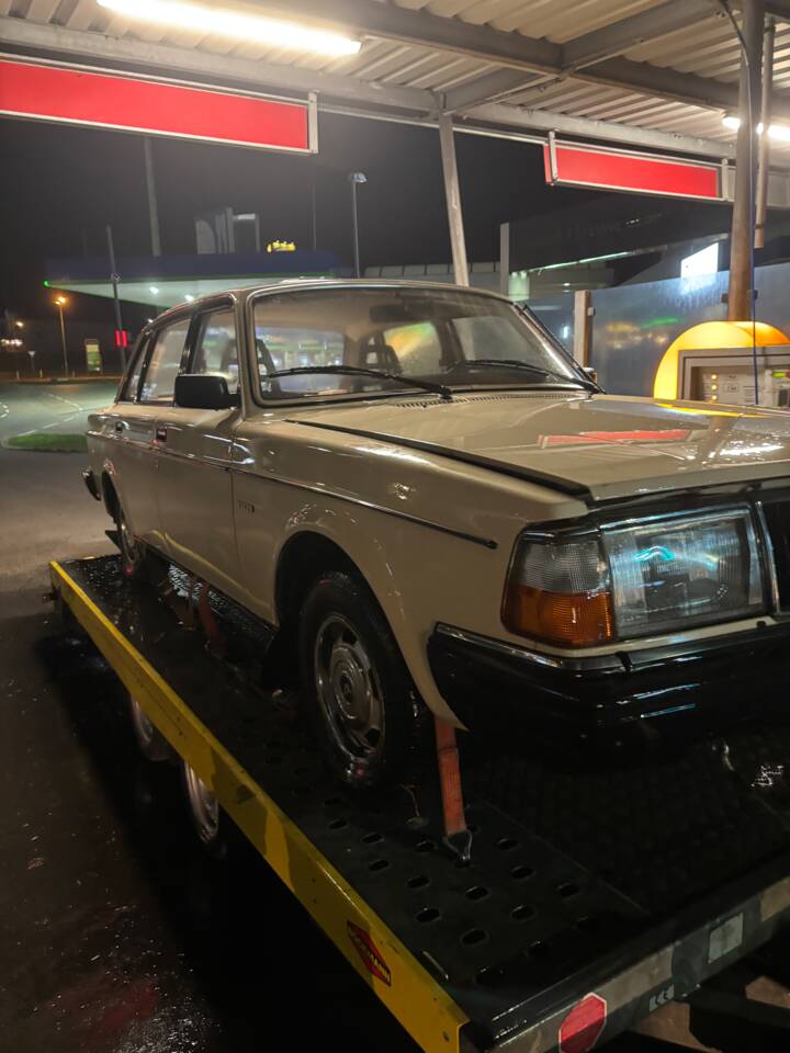 Bild 11/54 von Volvo 240 Diesel (1982)