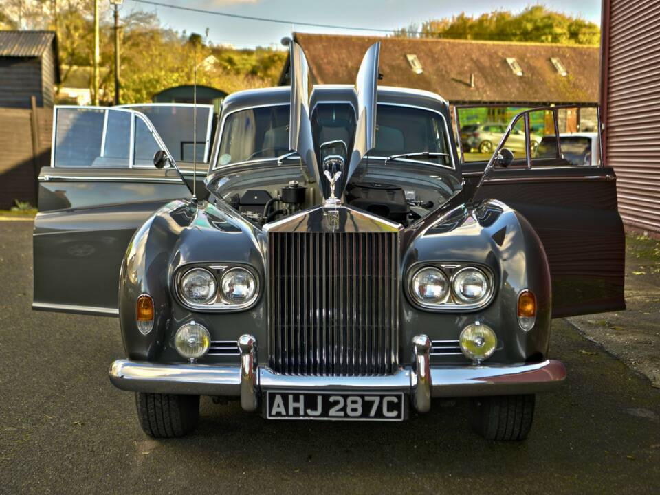 Image 15/50 of Rolls-Royce Silver Cloud III (1965)