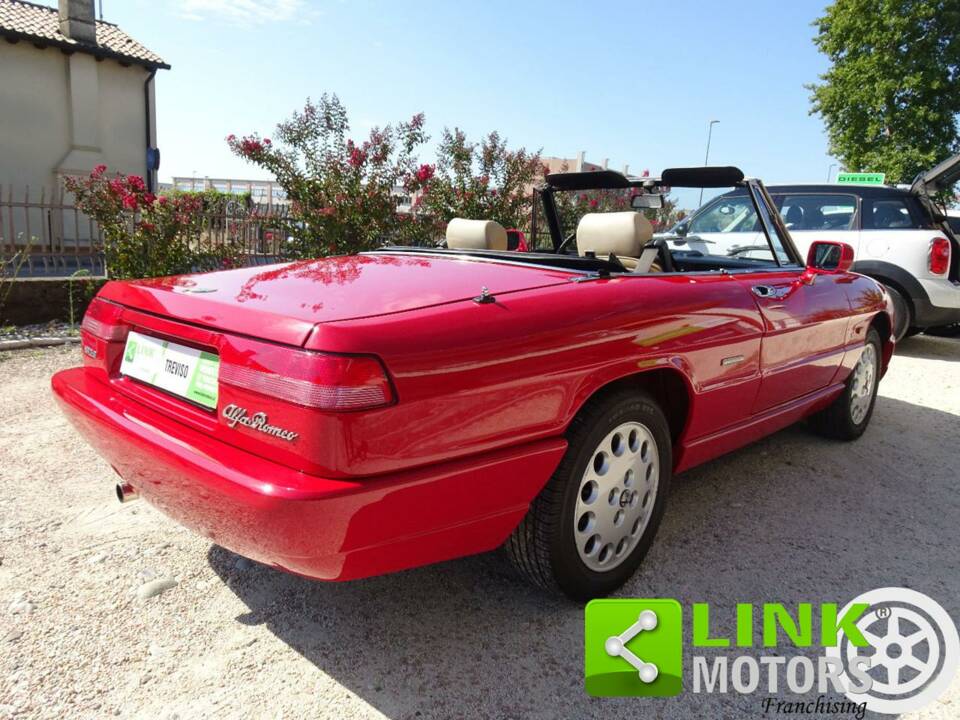 Imagen 5/10 de Alfa Romeo 1.6 Spider (1991)