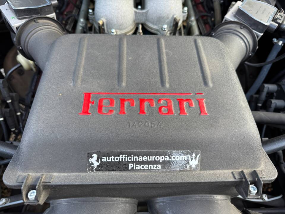 Bild 69/82 von Ferrari 348 TS (1990)