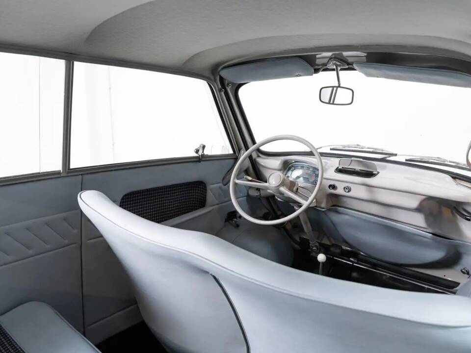 Image 21/34 de BMW 600 (1959)