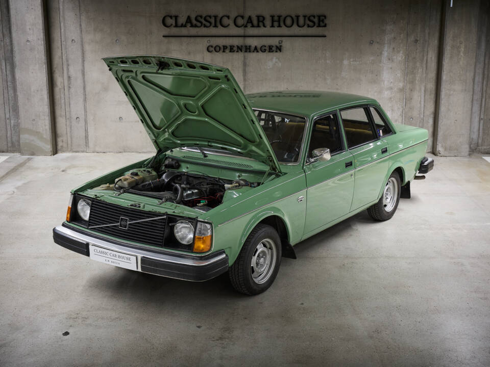 Bild 90/98 von Volvo 244 DL (1975)