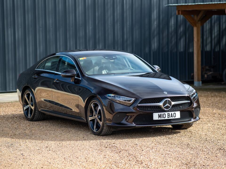 Image 3/85 of Mercedes-Benz CLS 450 4MATIC (2018)