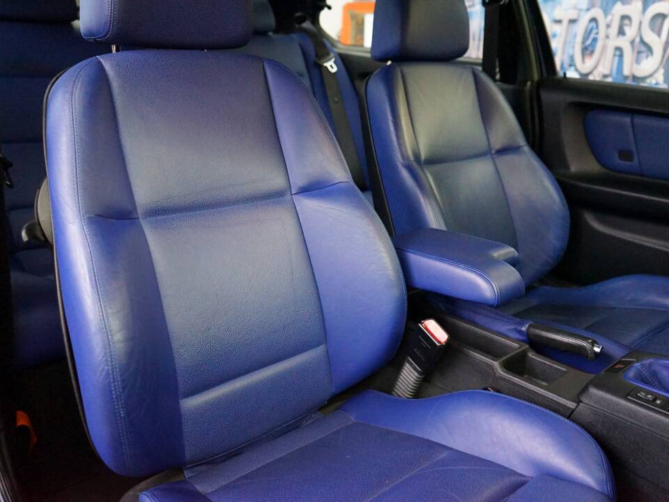 Image 15/33 of BMW 323ti Compact (1999)